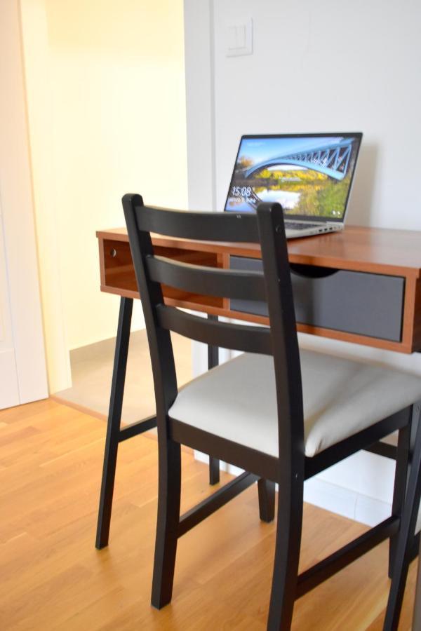 Lovely Apartment In Center Прага Екстер'єр фото